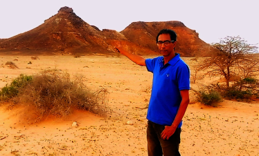 Untouched Sahara scenery in Smara far from Eastern Desert tourism